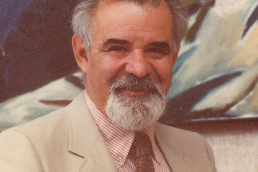 A portrait photo of Dr. Vivian Rakoff