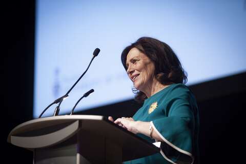 MARGARET TRUDEAU SPEAKS AT THE 2019 MINER’S LAMP AWARD DINNER.