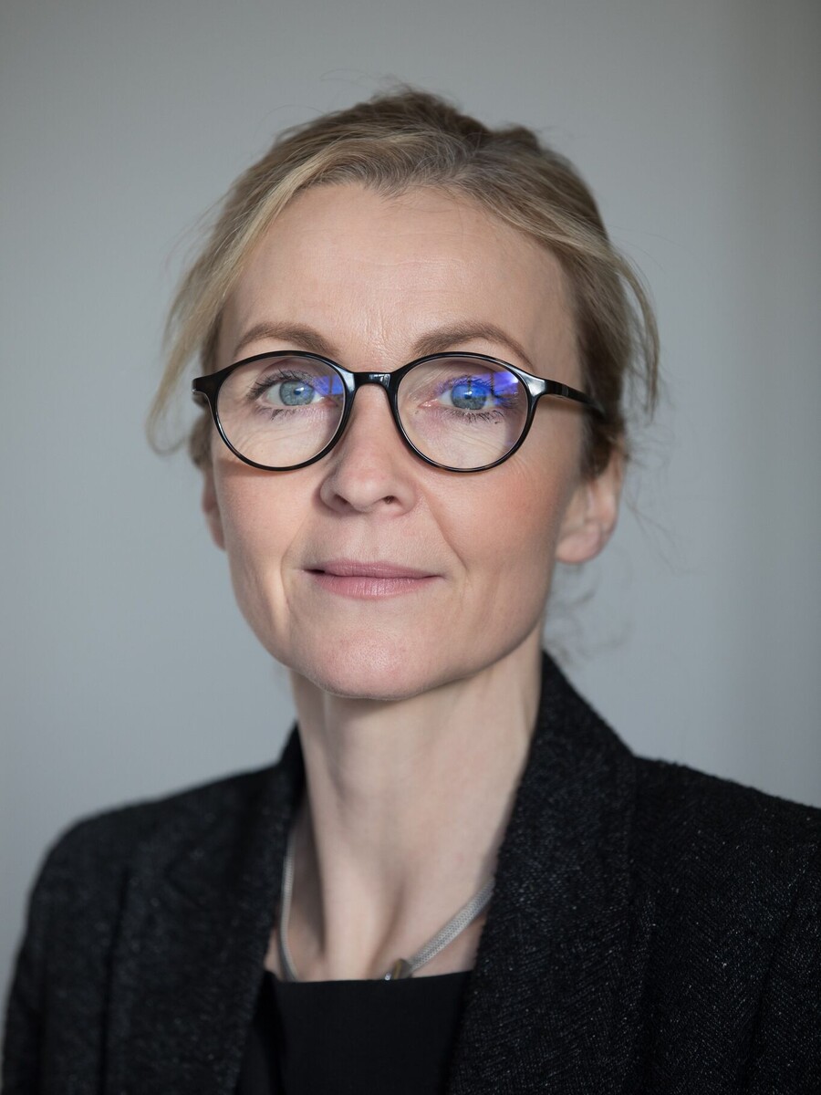 Dr. Louise Gallagher