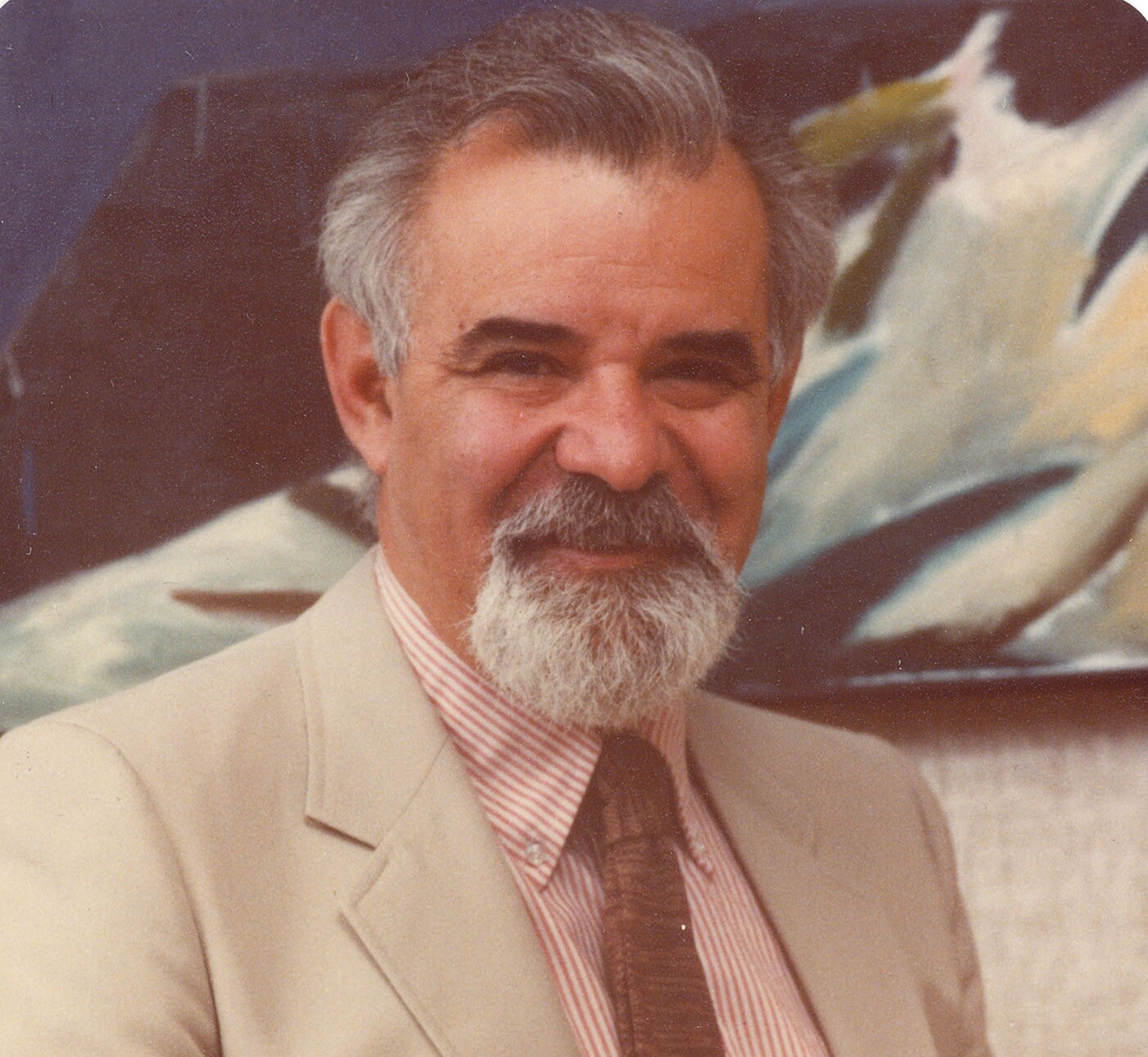 A portrait photo of Dr. Vivian Rakoff