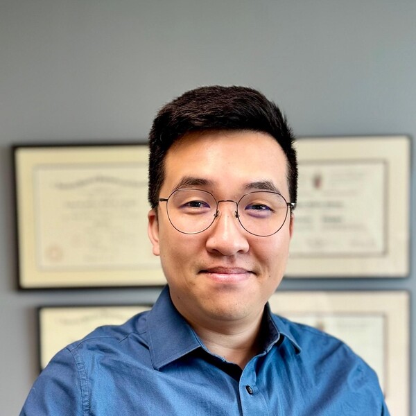 Dr. Dan Hyunh, MD, FRCPC